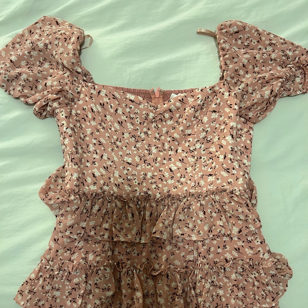 Wayf Ruffle Dress - Picture 4 of 5